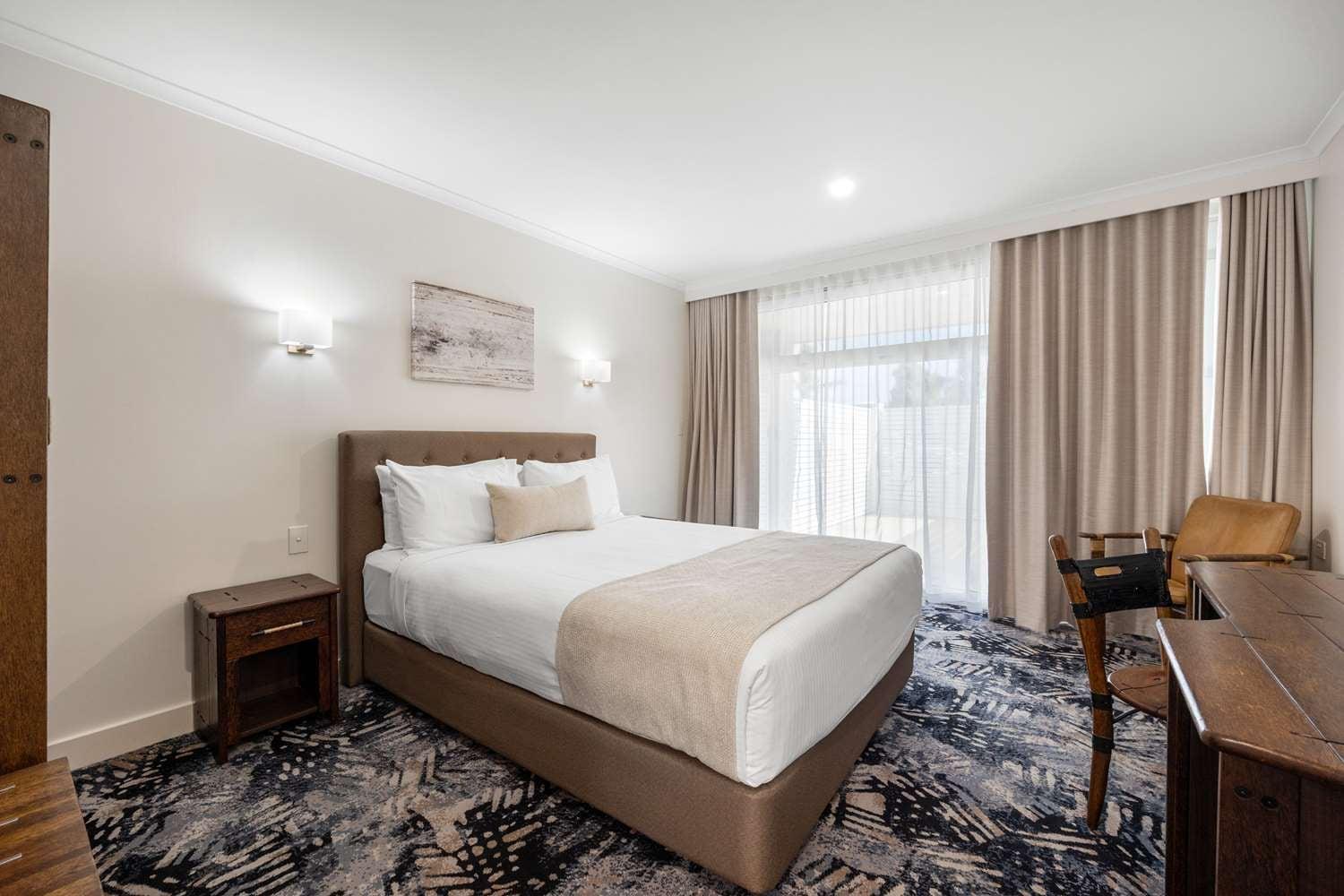 Best Western Adelaide Airport Exterior photo